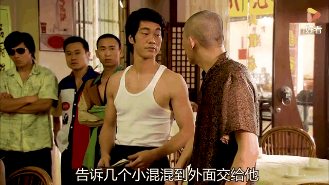 图尔战队战胜对手，力压对手