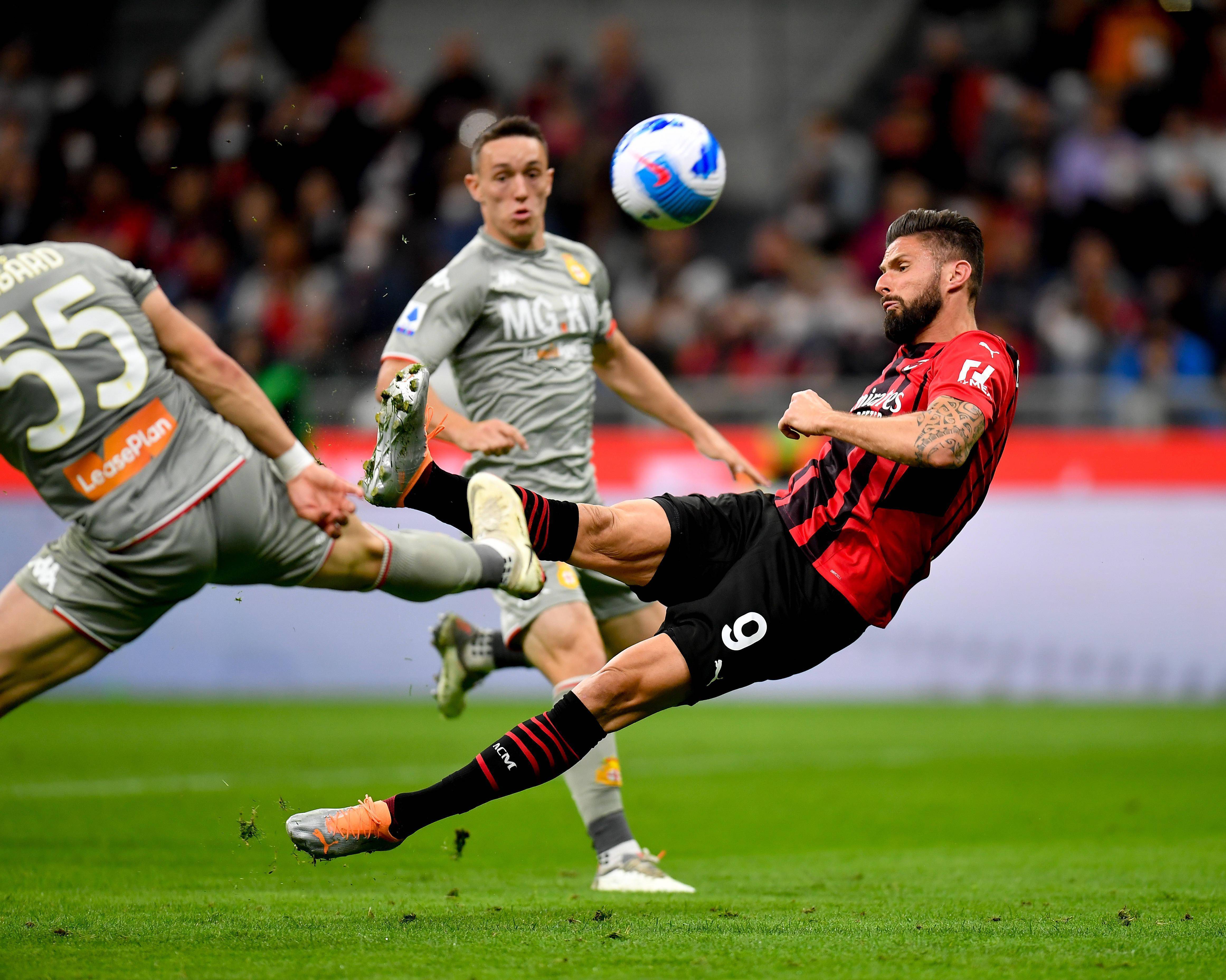 关于本菲卡替补上场改变战局，AC米兰防线瞬间崩溃！的信息